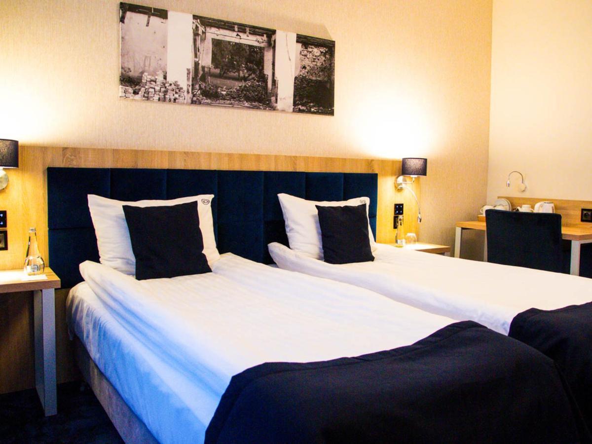 Ignasiak Hotel Września Екстериор снимка