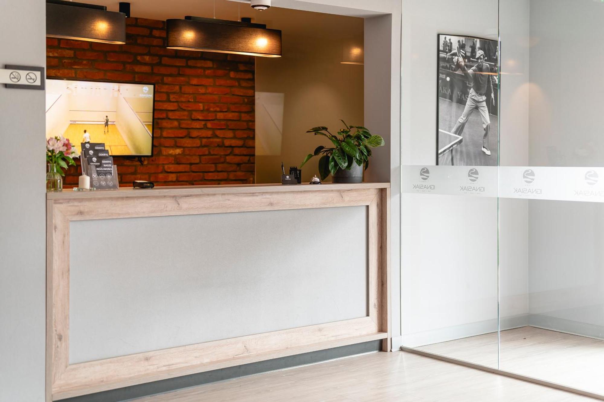 Ignasiak Hotel Września Екстериор снимка
